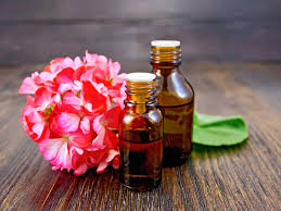 Geranium Essential Oil – 100% Pure & Natural