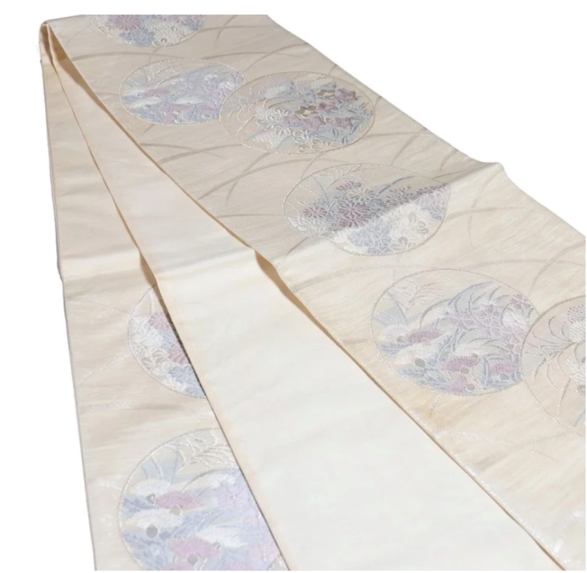 帯：花柄、秋草柄、おしゃれなクリーム色